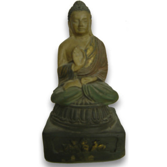 Statuette de bouddha sur socle